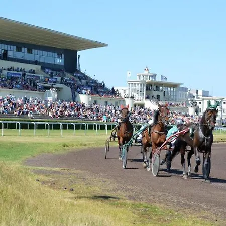 Belle Epoque Violette Near And Sea Ferienhaus *