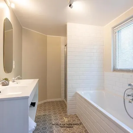 Tatil Evi Belle Epoque Violette Near And Sea