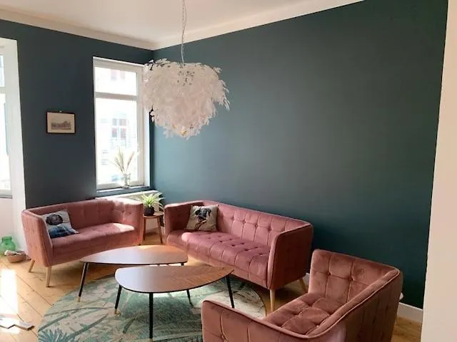 Vakantiehuis Belle Epoque Violette Near And Sea *