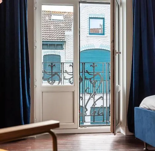 Vakantiehuis Belle Epoque Violette Near And Sea *